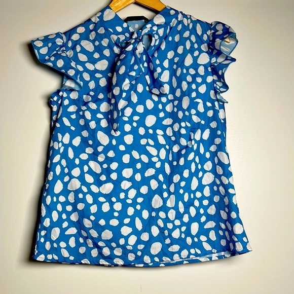 SHEIN Tops - SHEIN Women’s Neck Tie Blouse - Blue and White - sleeveless Ruffle shoulders